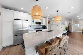 Photo #4: 250033430 Listing