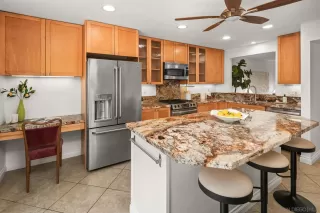 Photo #4: 250033439 Listing