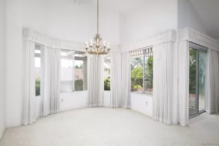 Photo #3: 250033528 Listing