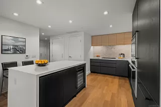 Photo #2: 250033552 Listing