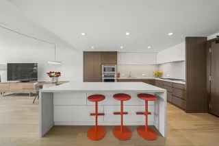 Photo #3: 250033553 Listing