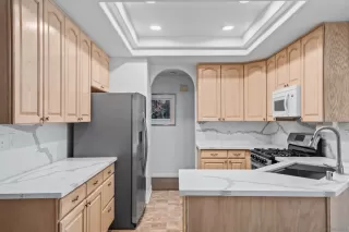 Photo #6: 250033597 Listing 