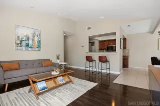 Photo #5: 250033632 Listing