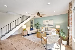 Photo #4: 250033750 Listing