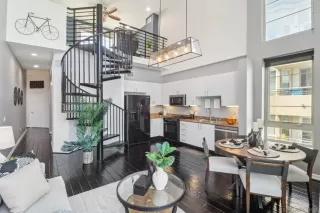 Photo #1: 250033764 Listing