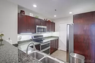 Photo #5: 250033767 Listing