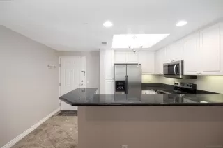 Photo #3: 250033786 Listing 