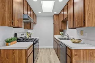 Photo #6: 250033851 Listing