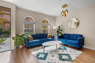 Photo #4: 250033872 Listing