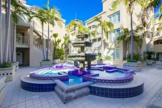 Photo #2: 250033902 Listing