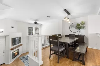 Photo #4: 250033905 Listing