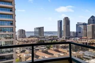 Photo #3: 250033907 Listing