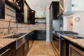 Photo #5: 250033914 Listing