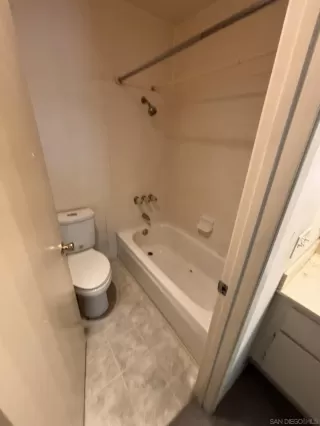 Photo #6: 250033919 Listing