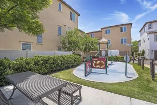 Photo #4: 250033952 Listing 