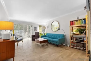 Photo #4: 250033953 Listing 