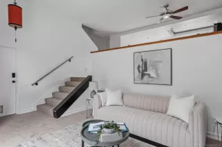 Photo #4: 250033978 Listing