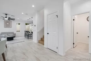 Photo #5: 250034098 Listing