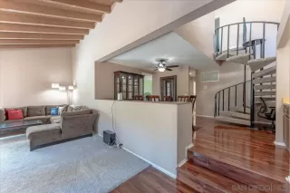 Photo #3: 250034100 Listing