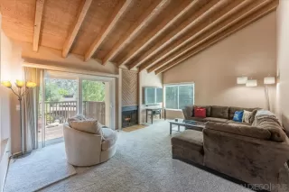 Photo #4: 250034100 Listing