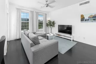 Photo #2: 250034153 Listing