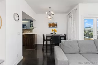 Photo #4: 250034153 Listing