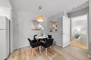 Photo #3: 250034254 Listing