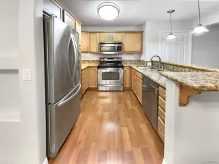 Photo #5: 250034302 Listing