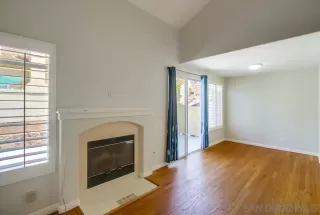 Photo #5: 250034345 Listing