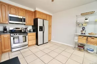 Photo #4: 250034407 Listing