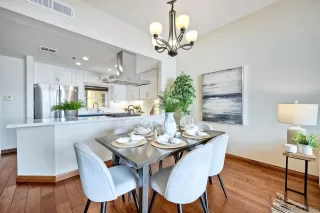 Photo #5: 250034438 Listing