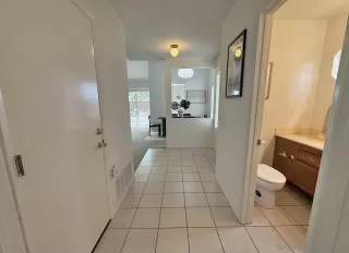 Photo #6: 250034458 Listing