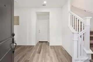 Photo #2: 250034479 Listing 