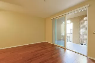 Photo #5: 250034492 Listing