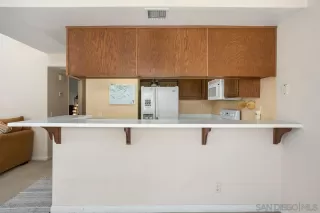 Photo #6: 250034515 Listing 