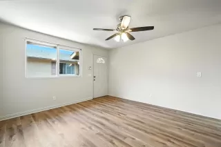 Photo #3: 250034543 Listing 