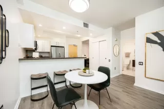 Photo #5: 250034545 Listing