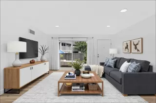 Photo #5: 250034573 Listing