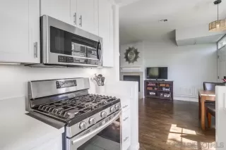 Photo #6: 250034576 Listing