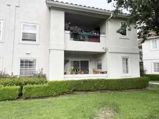 Photo #4: 250034593 Listing