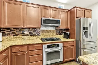 Photo #6: 250034610 Listing