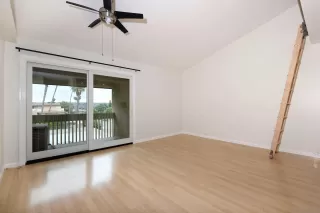 Photo #2: 250034611 Listing