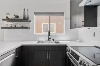 Photo #1: 250034647 Listing 