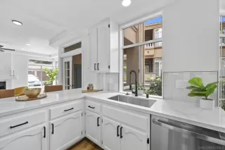 Photo #2: 250034733 Listing