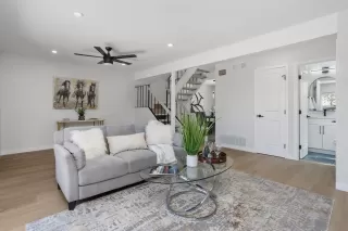 Photo #4: 250034876 Listing