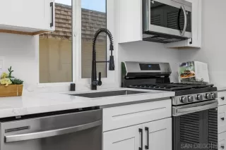 Photo #5: 250034876 Listing