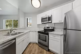 Photo #5: 250034881 Listing