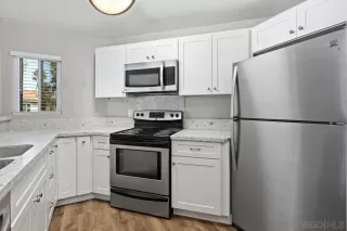 Photo #6: 250034881 Listing