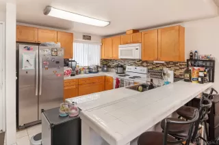 Photo #6: 250034898 Listing