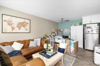 Photo #3: 250034908 Listing